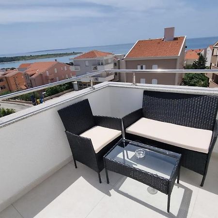 Kings Landing Apartment Новаля Екстериор снимка