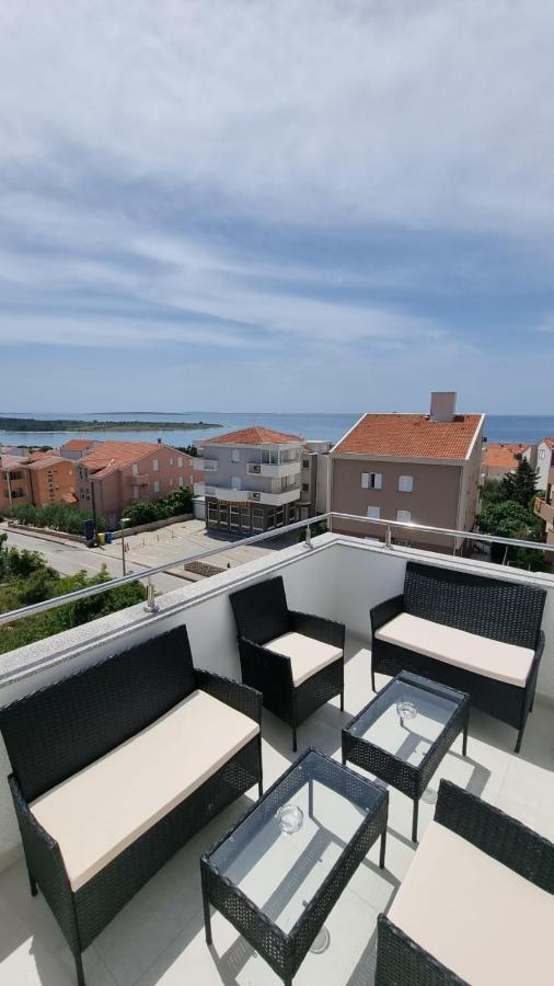 Kings Landing Apartment Новаля Екстериор снимка